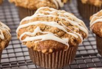 Warm Cinnamon Apple Muffins