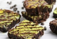 Mint Swirl Cheesecake Brownies