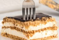 Effortless Eclair Delight