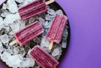Creamy Blueberry Cheesecake Pops