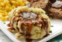 Creamy Slow Cooker Mashed Potatoes