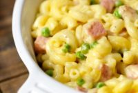 Creamy Ham & Pea Macaroni Bake
