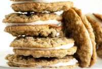 Carrot Cake Whoopie Pies