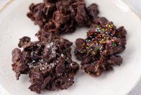 Crunchy Cornflake Clusters