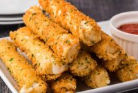 Crispy Wonton Cheese Sticks
