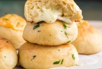 Golden Garlic Cheese Rolls