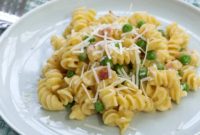 Cheesy Rotini and Peas