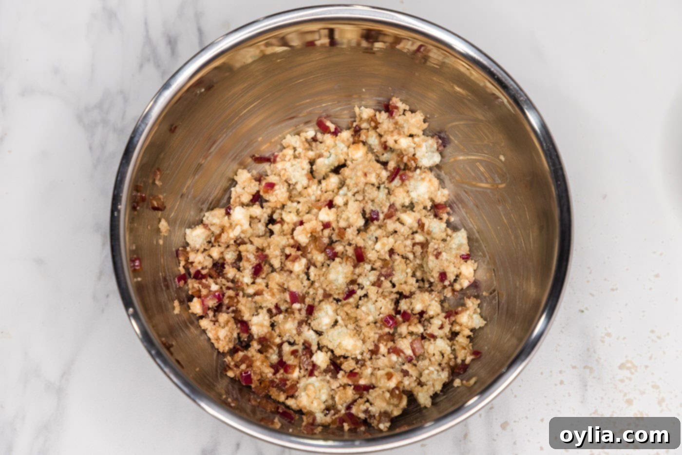 blue cheese crust for steak ingredients in a bowl