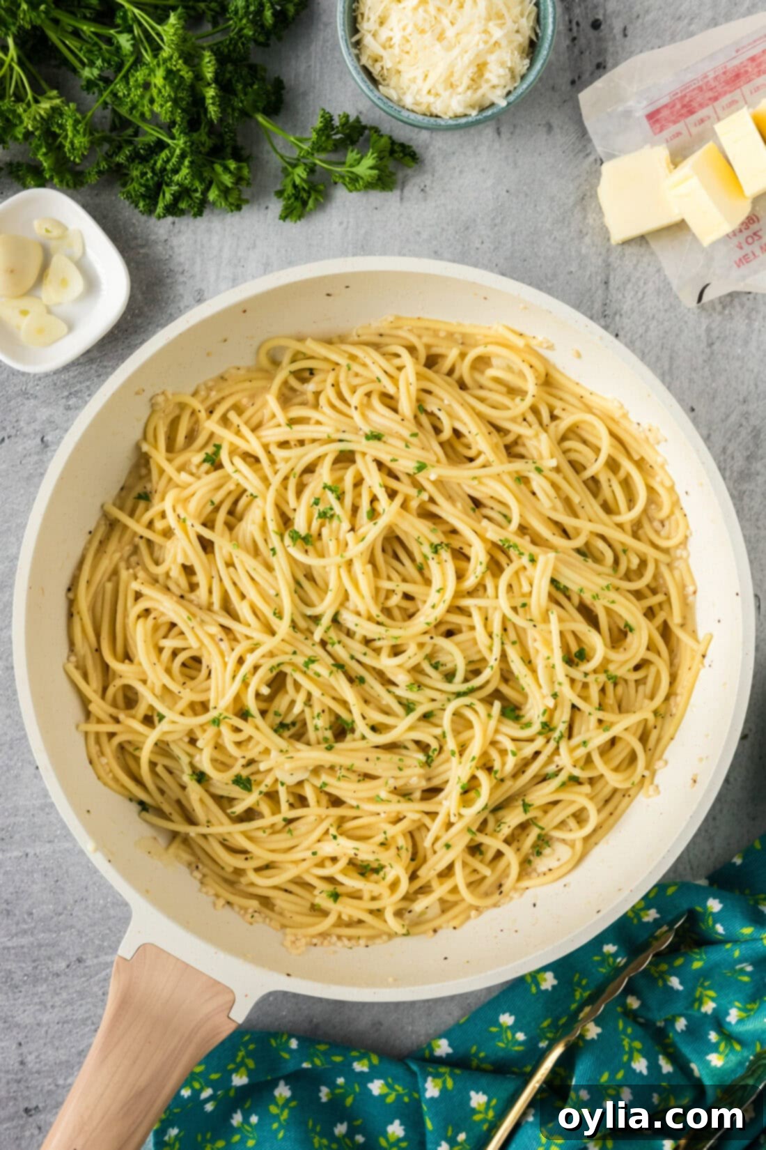 Buttery Garlic Noodle Bliss 9 Full skillet of creamy Garlic Butter Pasta, freshly made and ready for serving