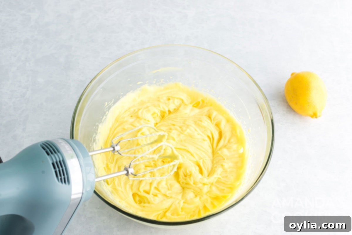 creamy lemon and cream cheese filling