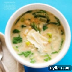 White Bean Soup: an easy recipe for bean soup, perfect for winter