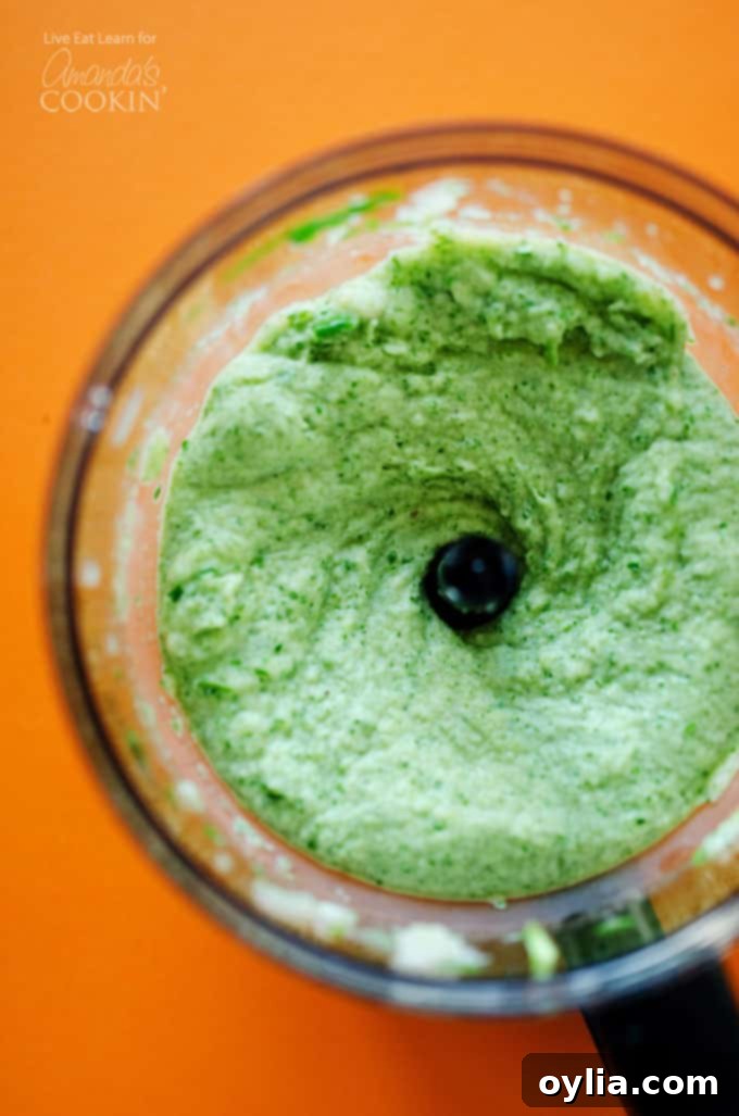 A step-by-step guide illustrating how to effortlessly create a delicious Pineapple Spinach Smoothie Bowl, showcasing ingredients and the blending process.