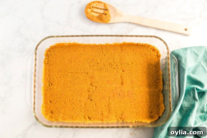 graham cracker crumb crust in 13x9 pan