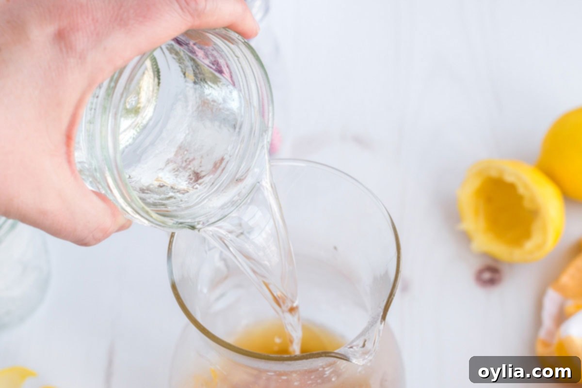 Tennessee Zest 6 Adding Triple Sec to a pitcher