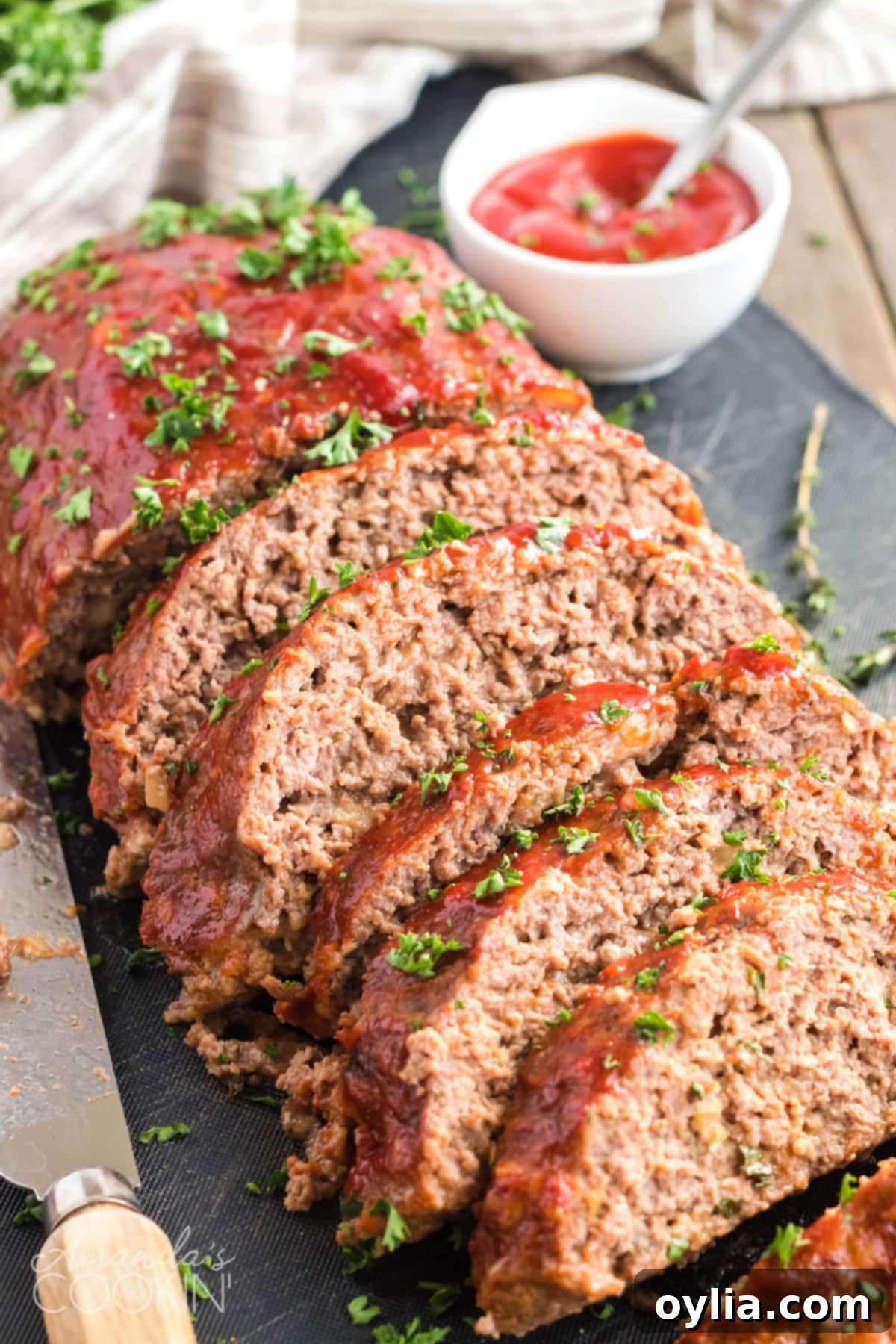 sliced meatloaf with glaze