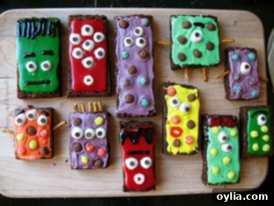 Betty Crocker Cookie Icing tubes in various colors