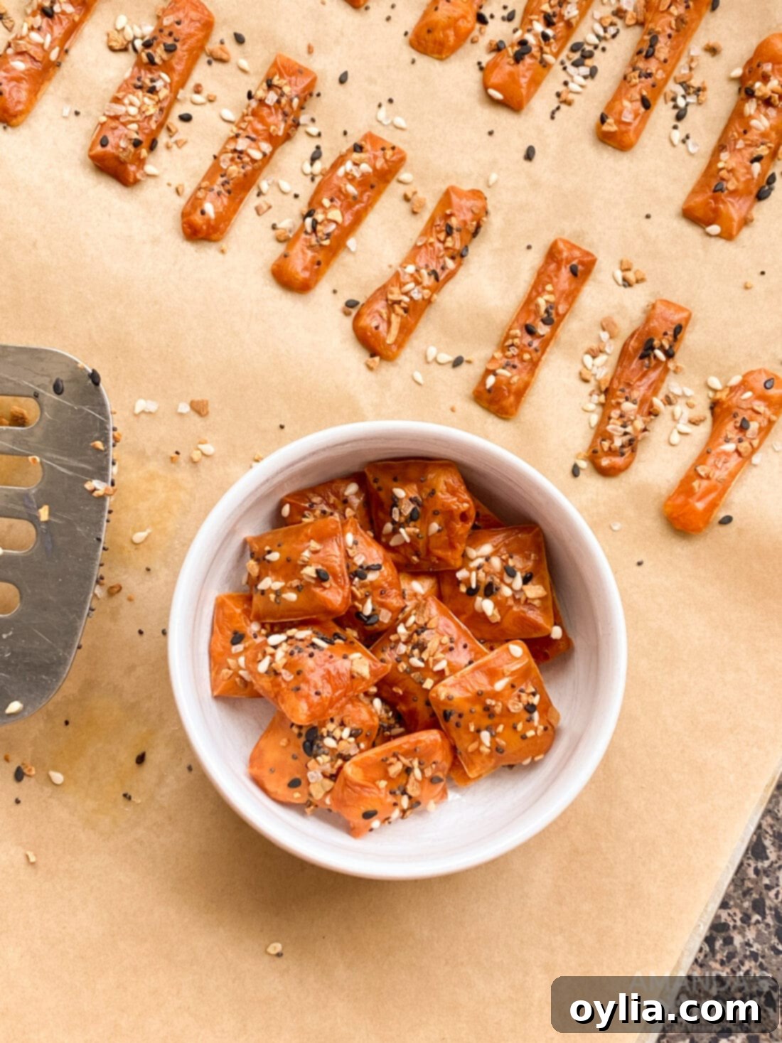 bowl of crispy, golden keto baked cheese crackers resembling Cheese-Its