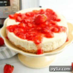 Instant Pot Strawberry Cheesecake