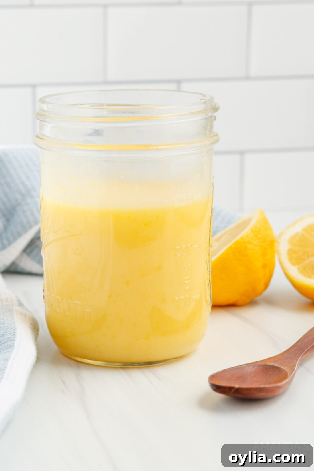 jar of lemon curd