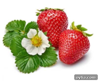 Fresh, vibrant strawberries, popular low-carb fruit