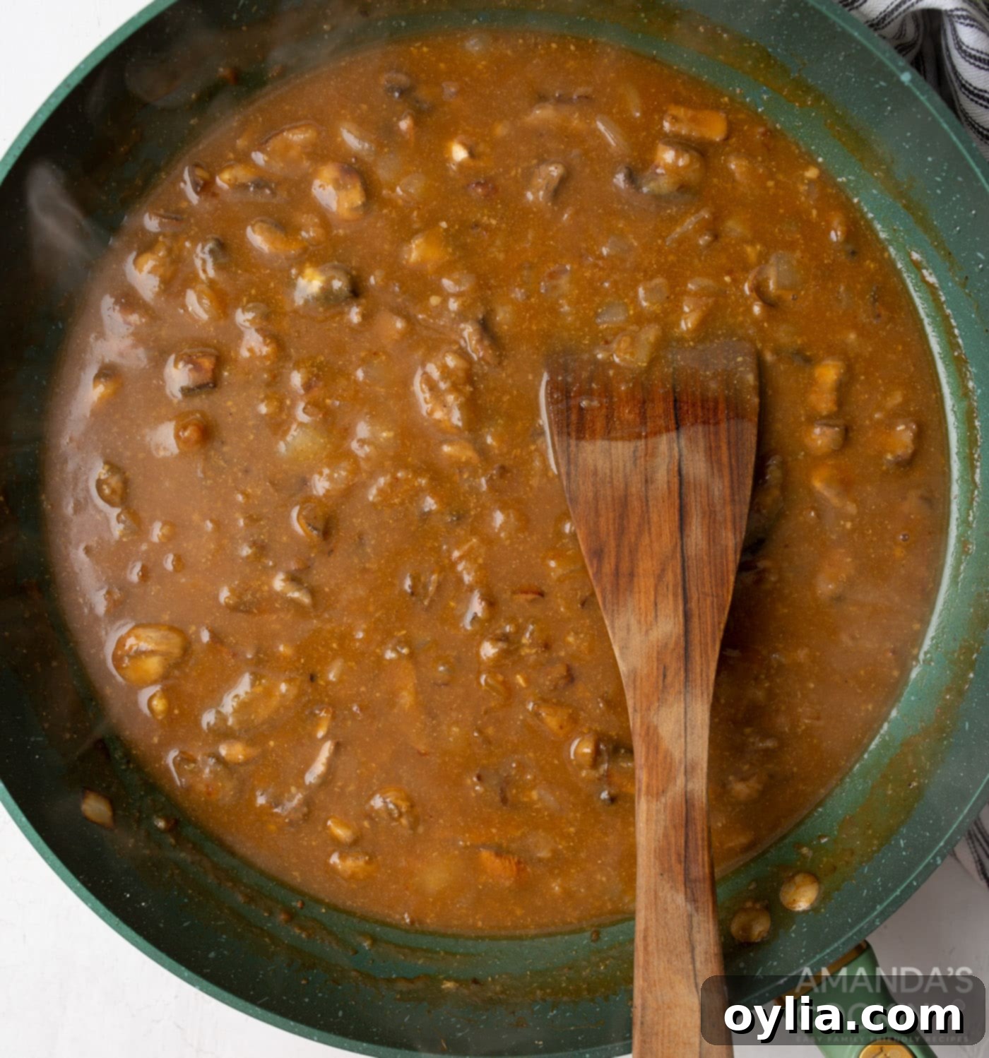 beef stock roux with mushroom and onions