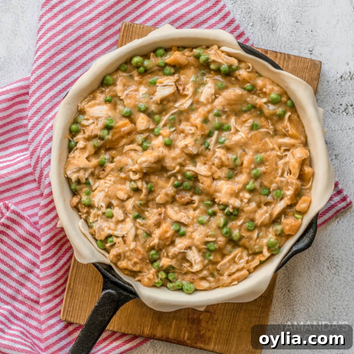 pumpkin chicken mixture in puff pastry skillet