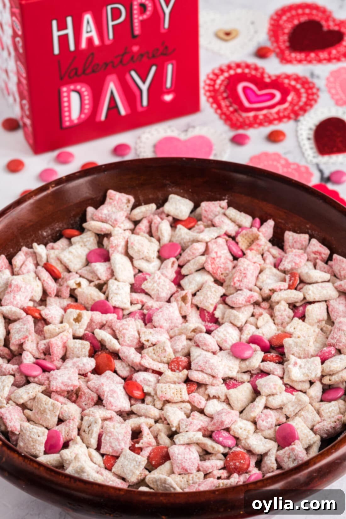 Sweetheart Muddy Munchies 2 Valentine Muddy Buddies in a bowl