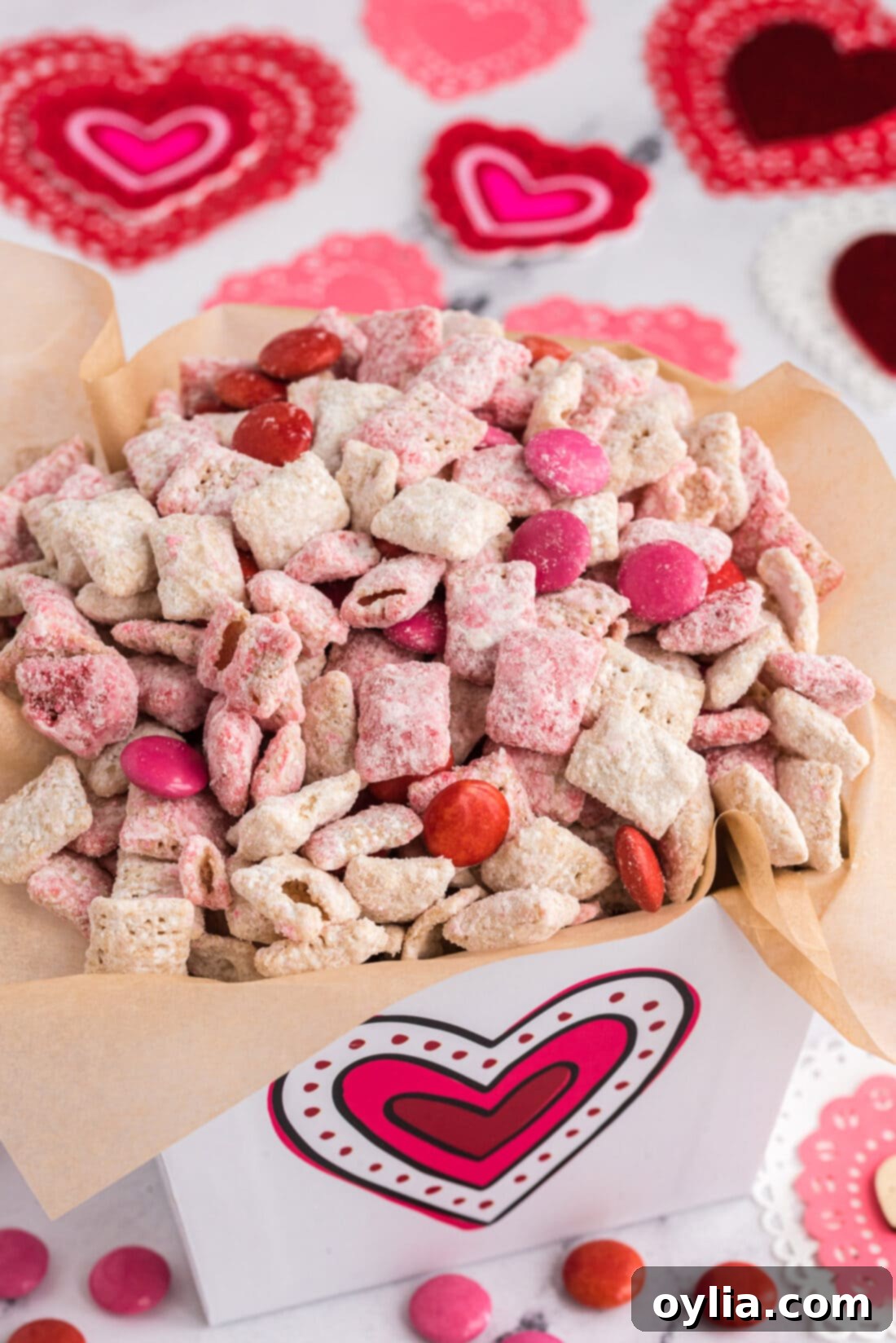 Sweetheart Muddy Munchies 3 Valentine Muddy Buddies in a cute gift box