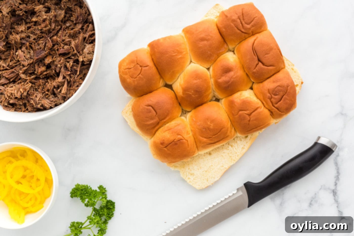 sliced hawaiian rolls