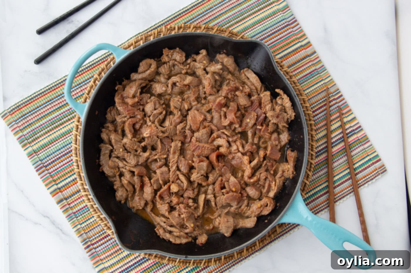 stir frying sirloin steak
