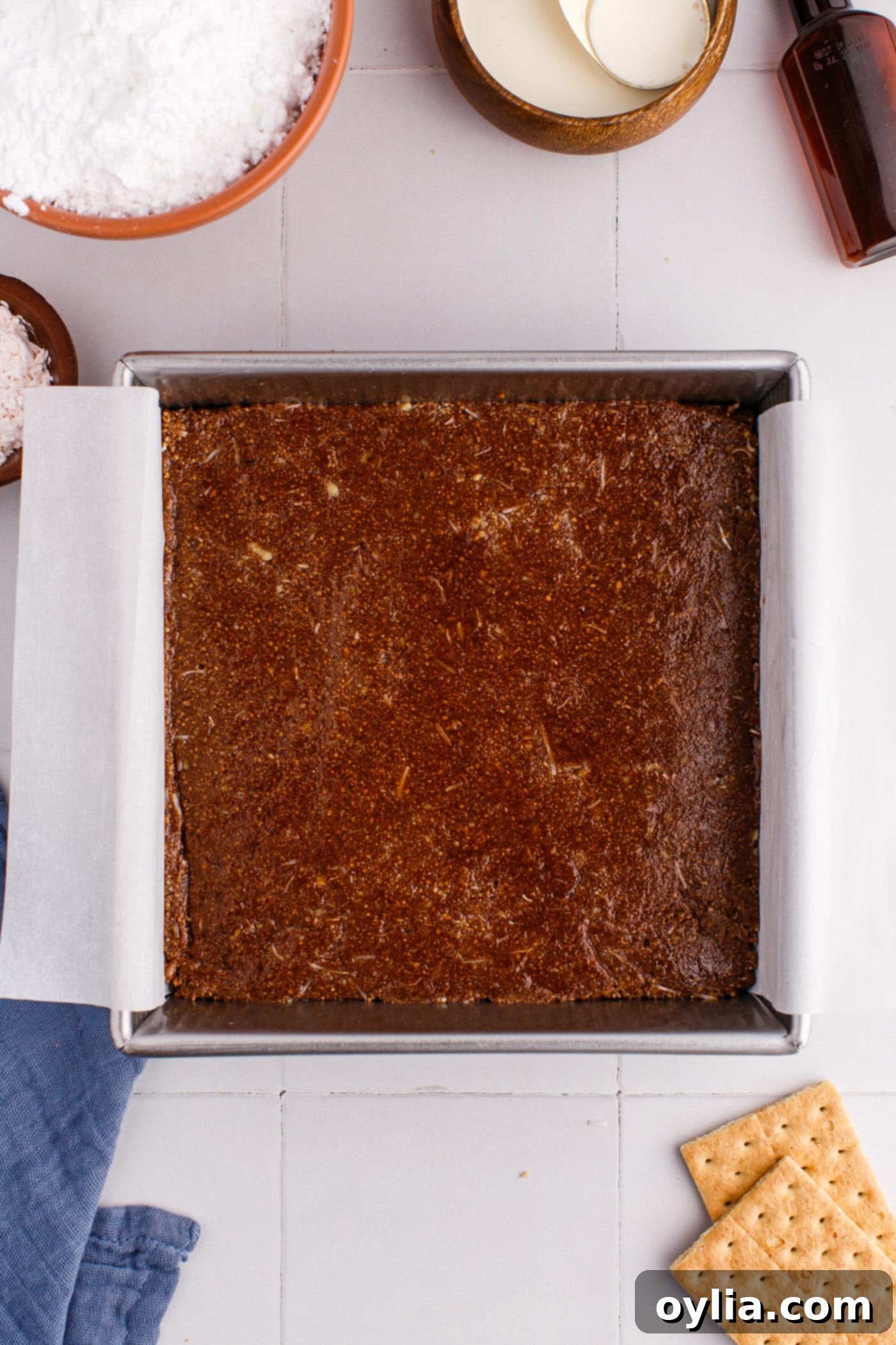 nanaimo crust in a baking pan