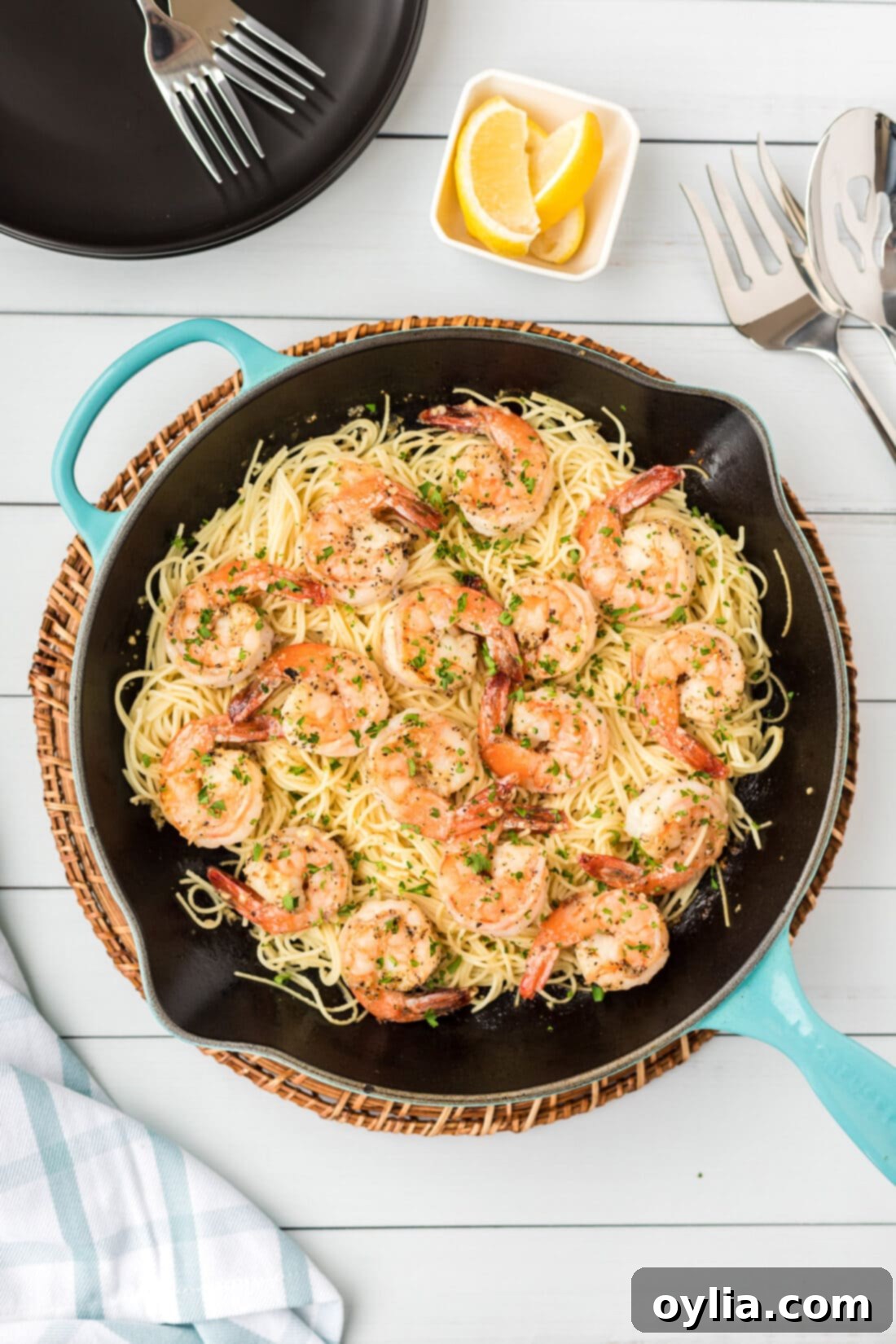 skillet of Shrimp Scampi Pasta