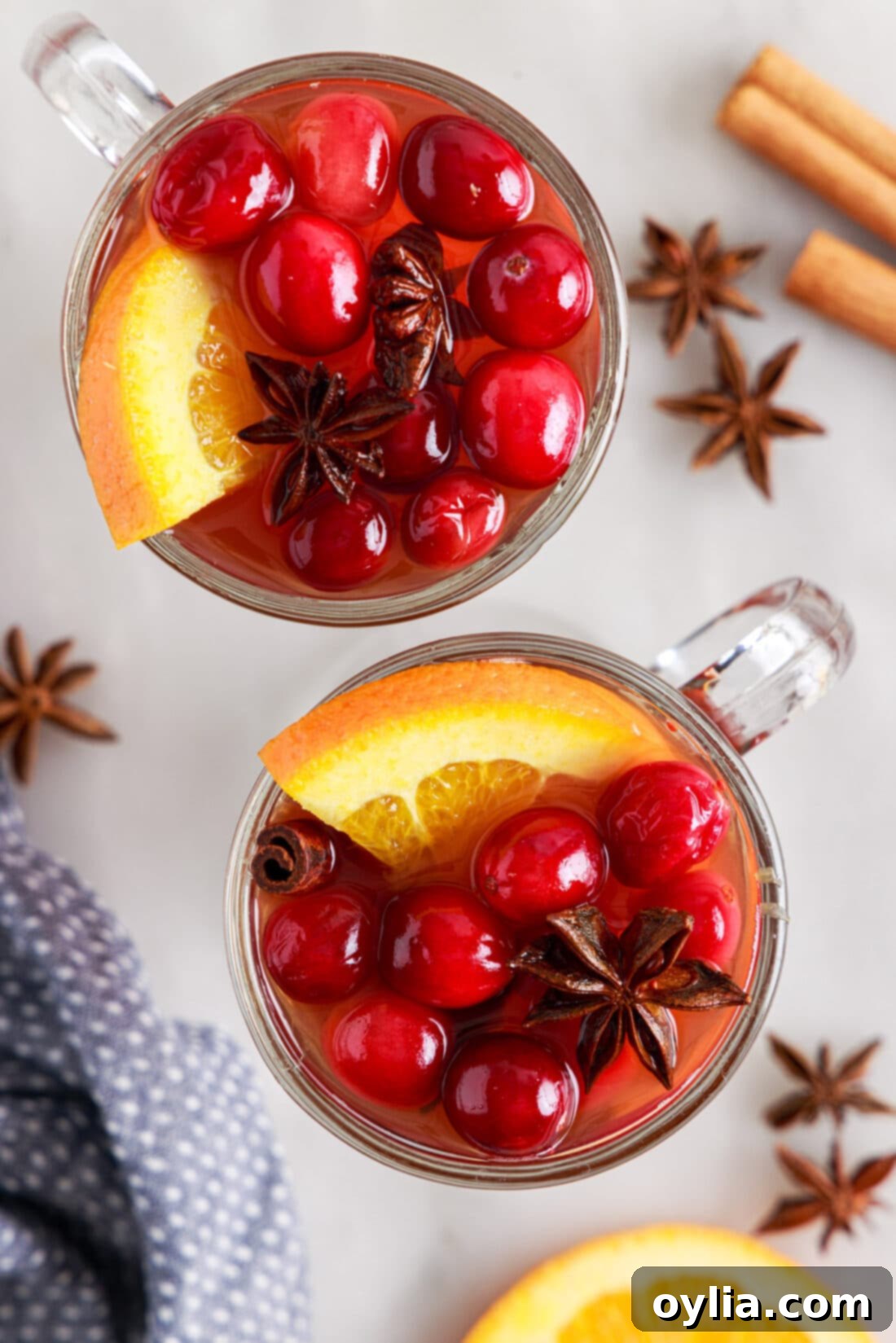 mugs of Hot Cranberry Punch