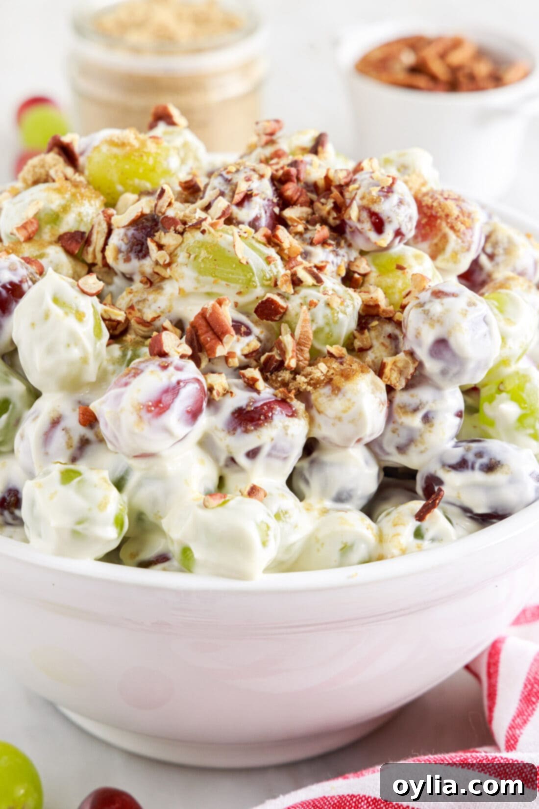 bowl of Grape Salad