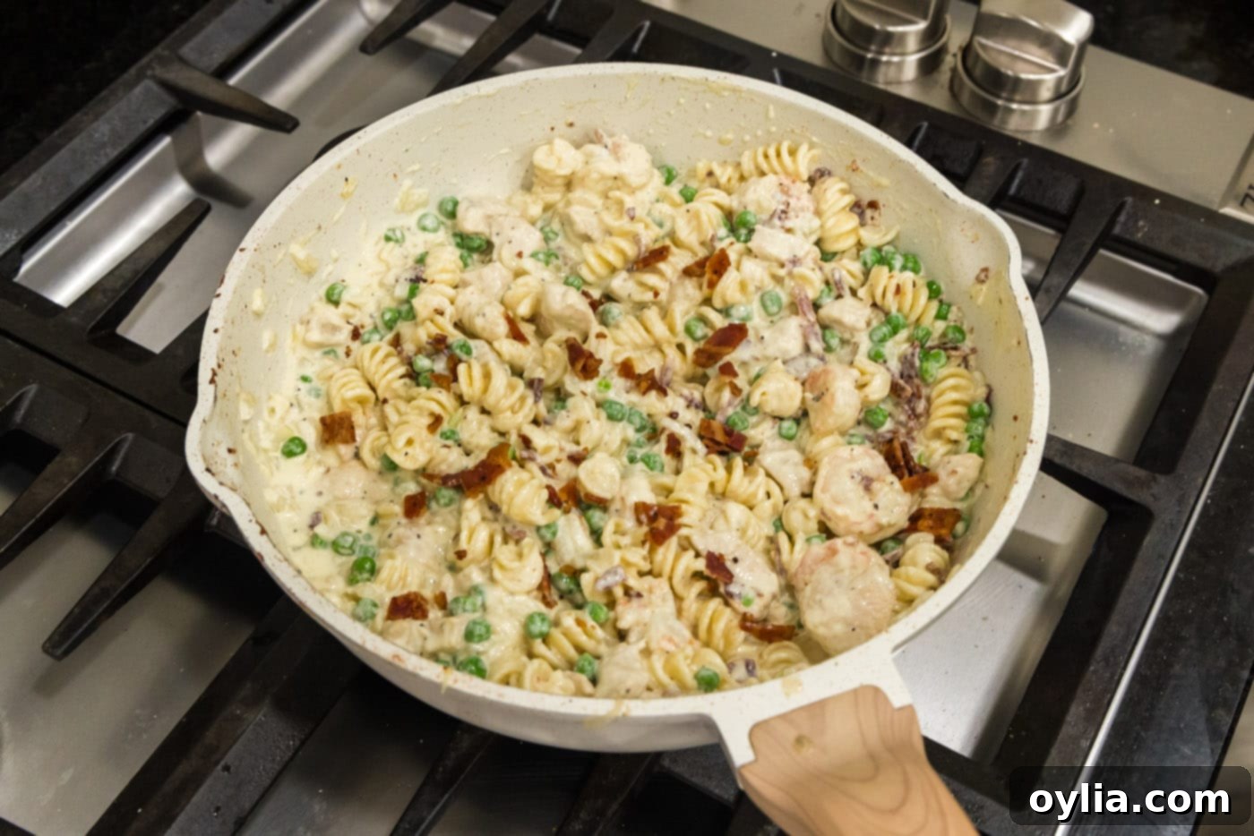 chicken and shrimp carbonara with bacon