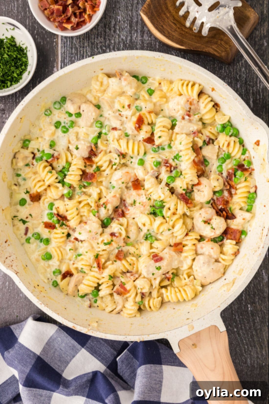Skillet of Chicken and Shrimp Carbonara