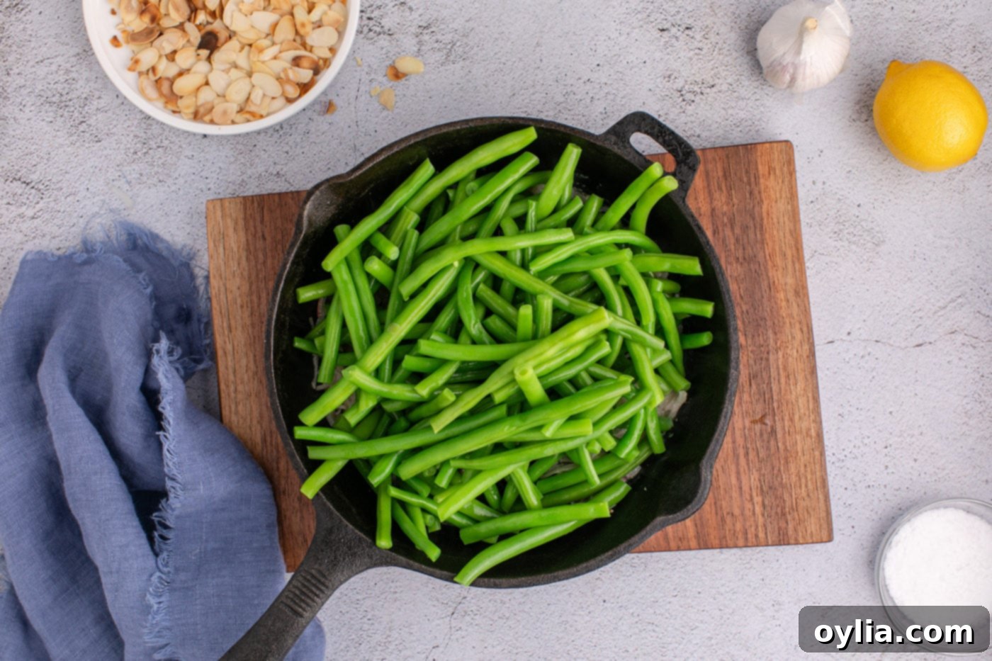 green beans added to skillet