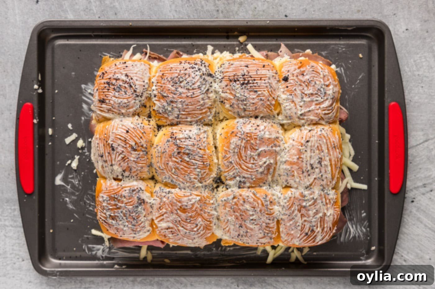 garlic butter roast beef sliders