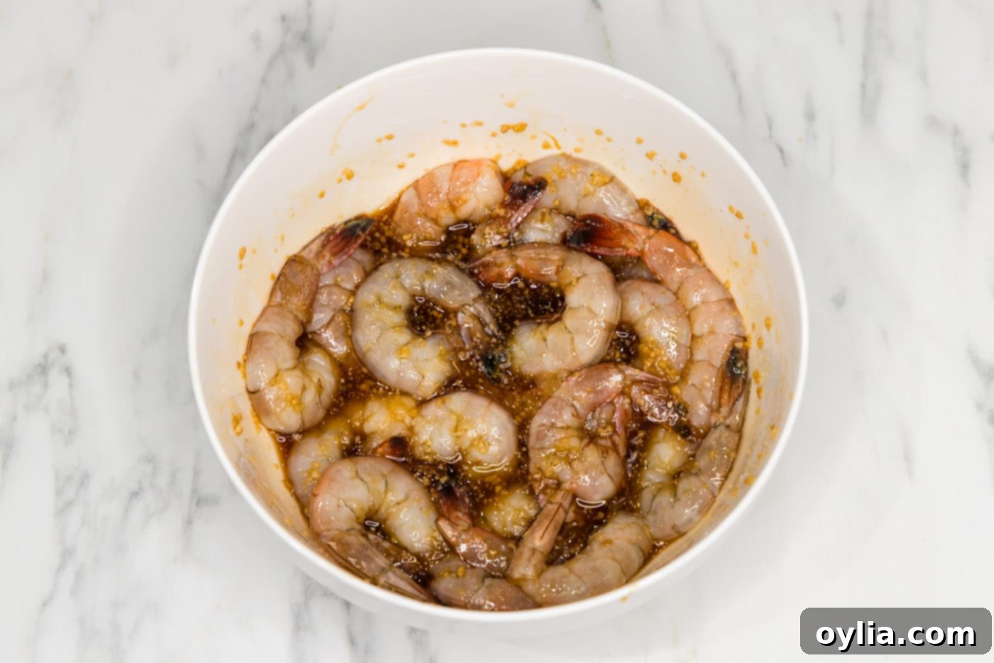 honey garlic shrimp in a bowl